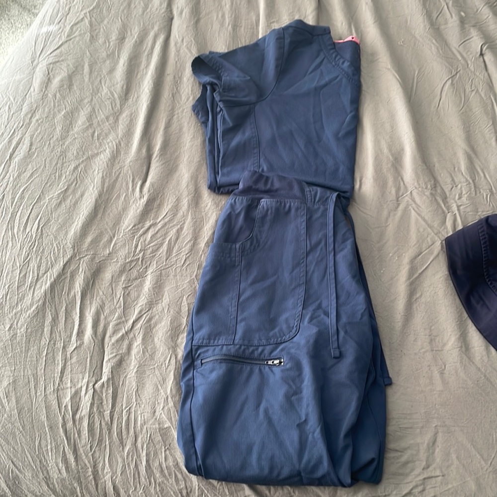 Medium navy scrubs top and bottom